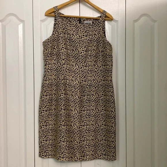 Robbie Bee Dresses Robbie Bee Silk Sleeveless Leopard Print